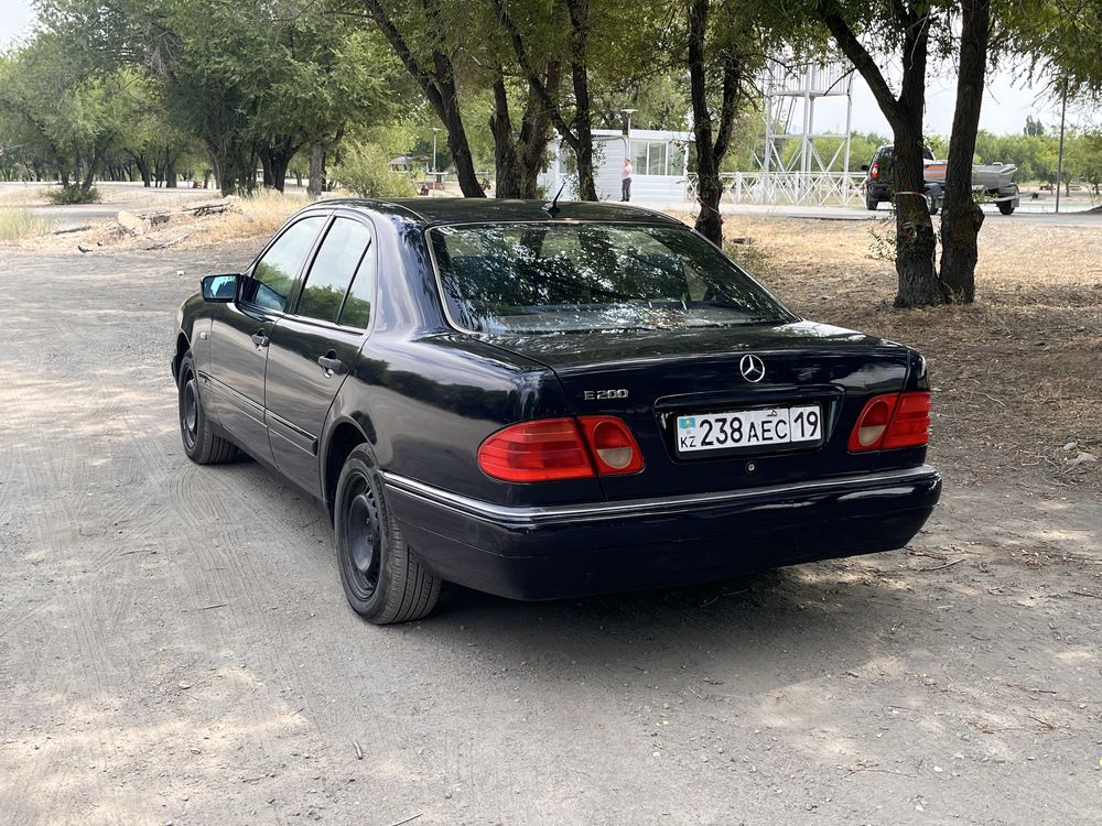 W210, м111, мкпп