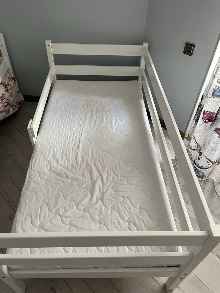 Продам кровать детскую Ikea