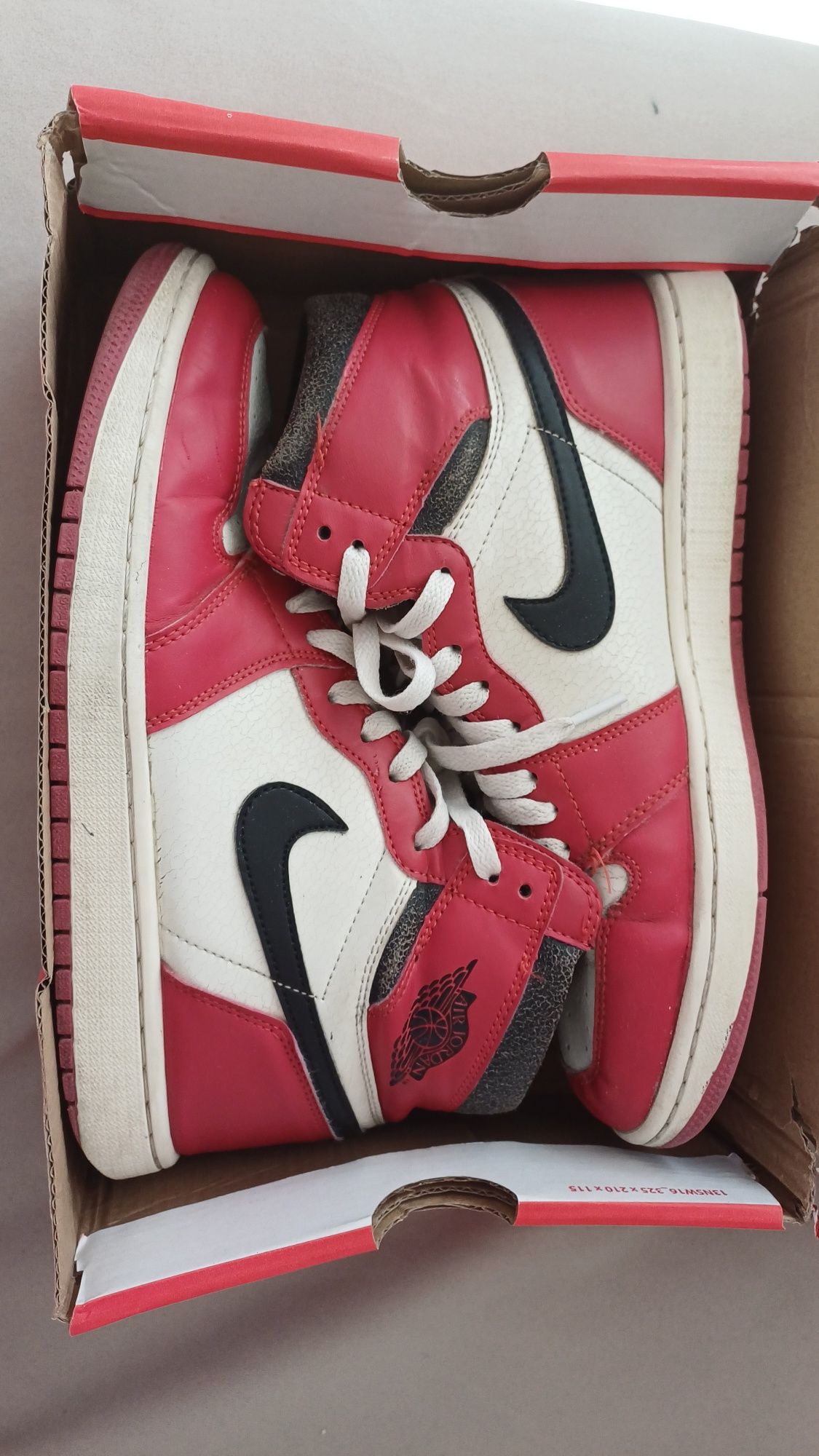 Nike Air Jordan 1 Retro Chicago High