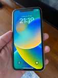 Iphone 11 в белом цвете, корпус целый. с коробкой