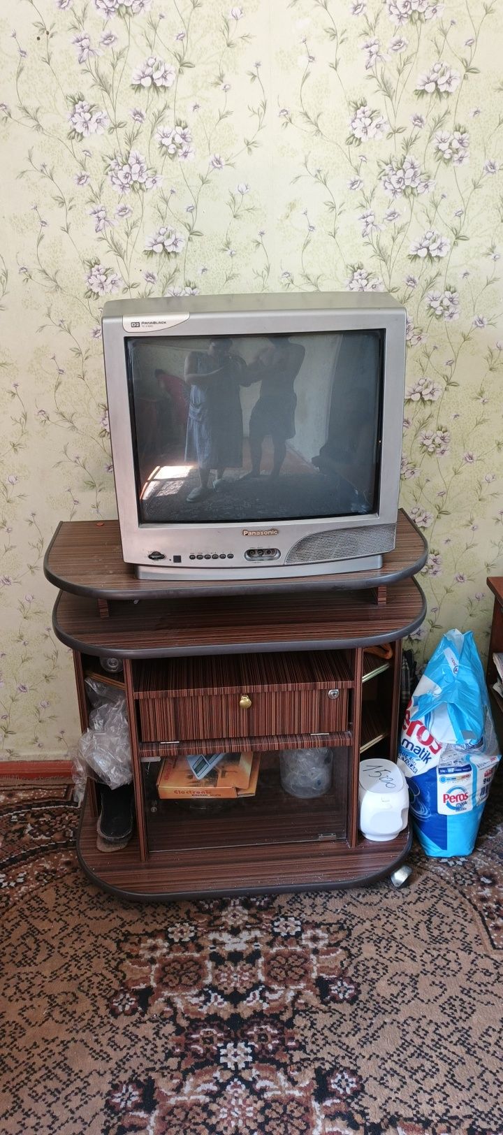Продам подставку для тв