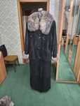 Продам дубленку , натуральную, овчина выделанная, воротник чернобурка.