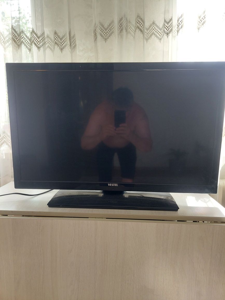 Продам монитор LED