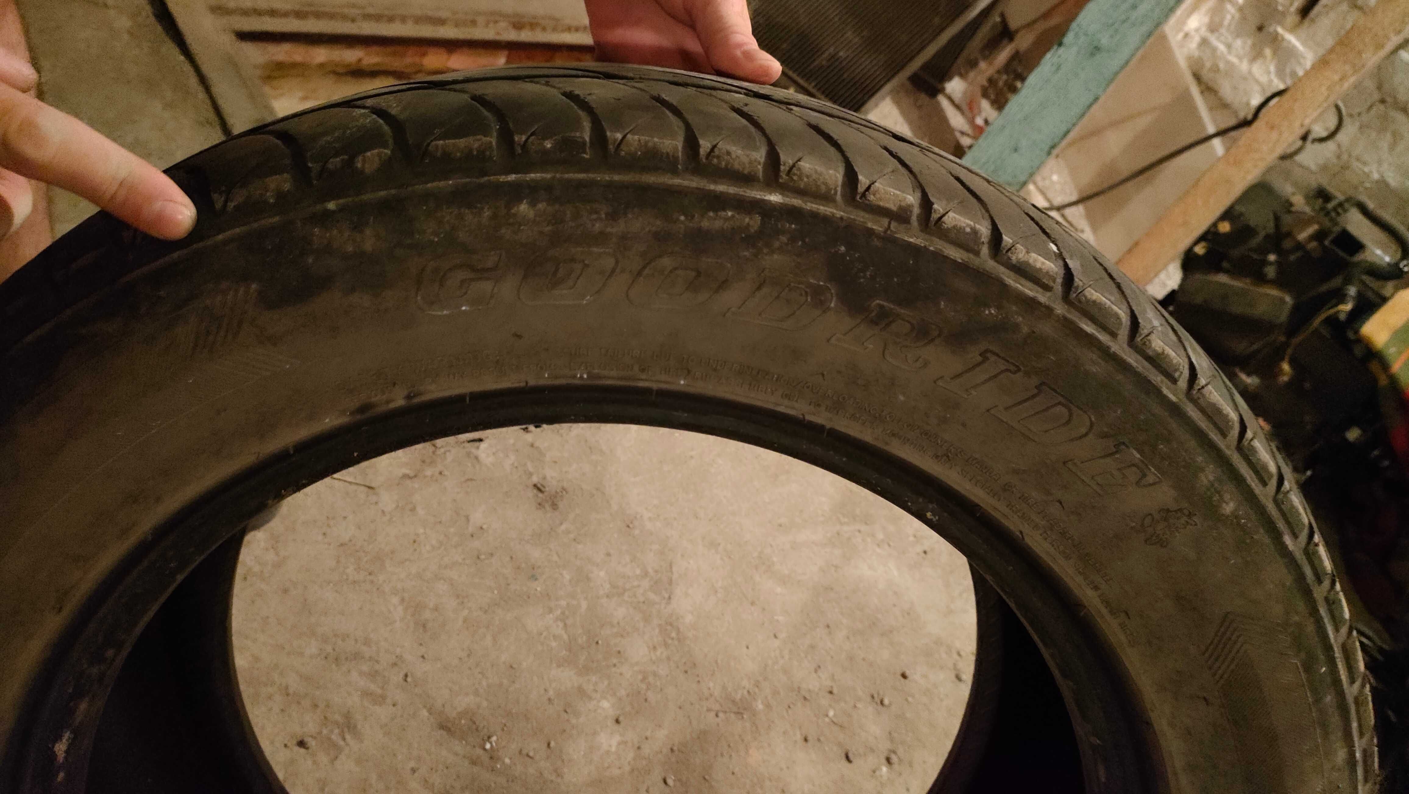 Продам б/у автошины 4 шт R18
255/55/18 M+S летние