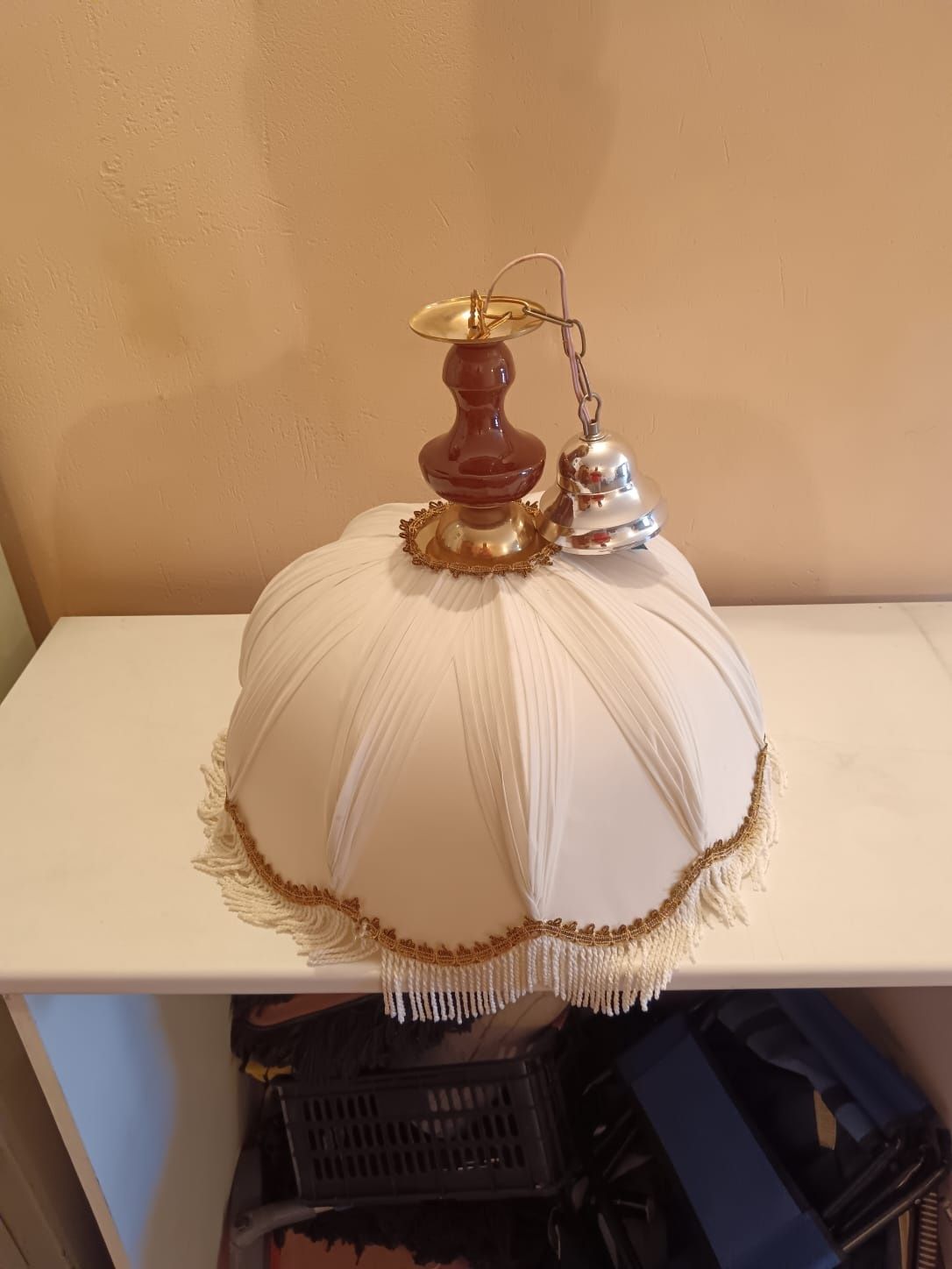 Люстра в комнату