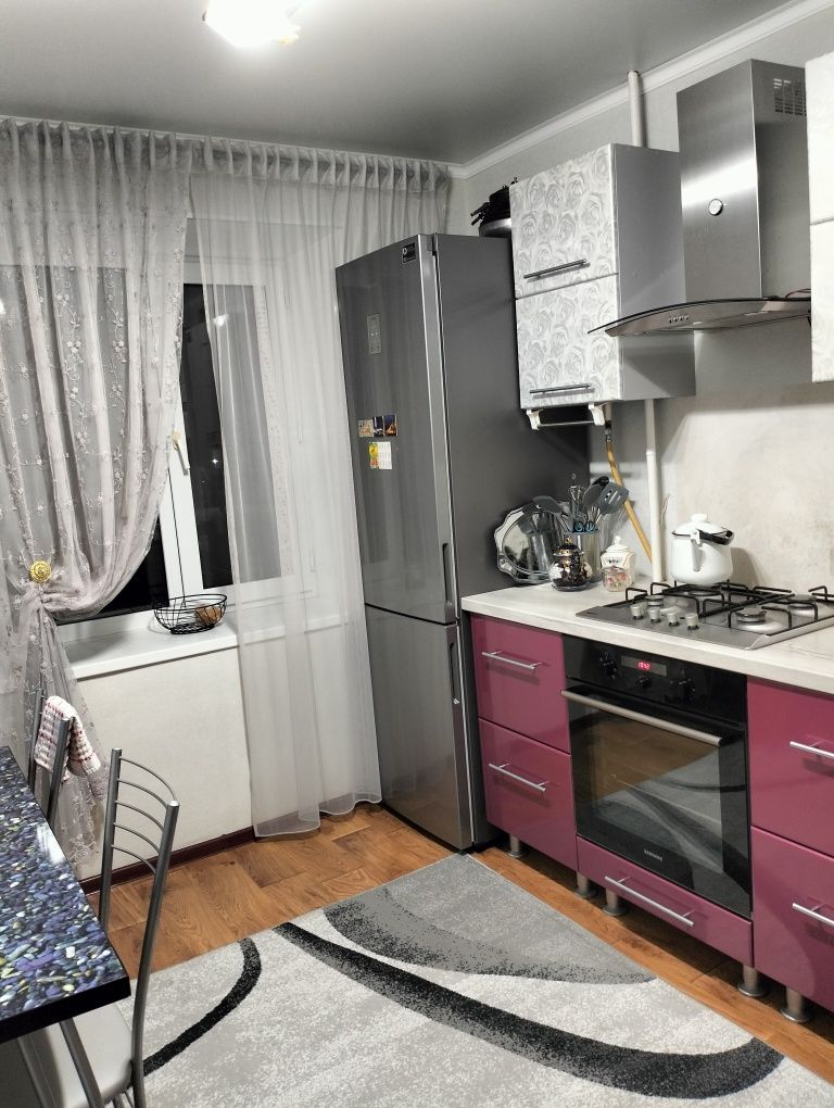 Продам 3-х комнатную квартиру улучшенной планировки