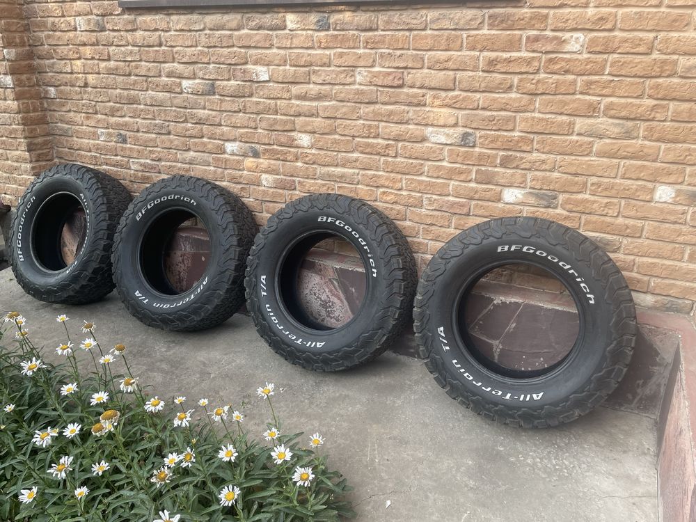Шины BFGoodrich AT 265/70/17