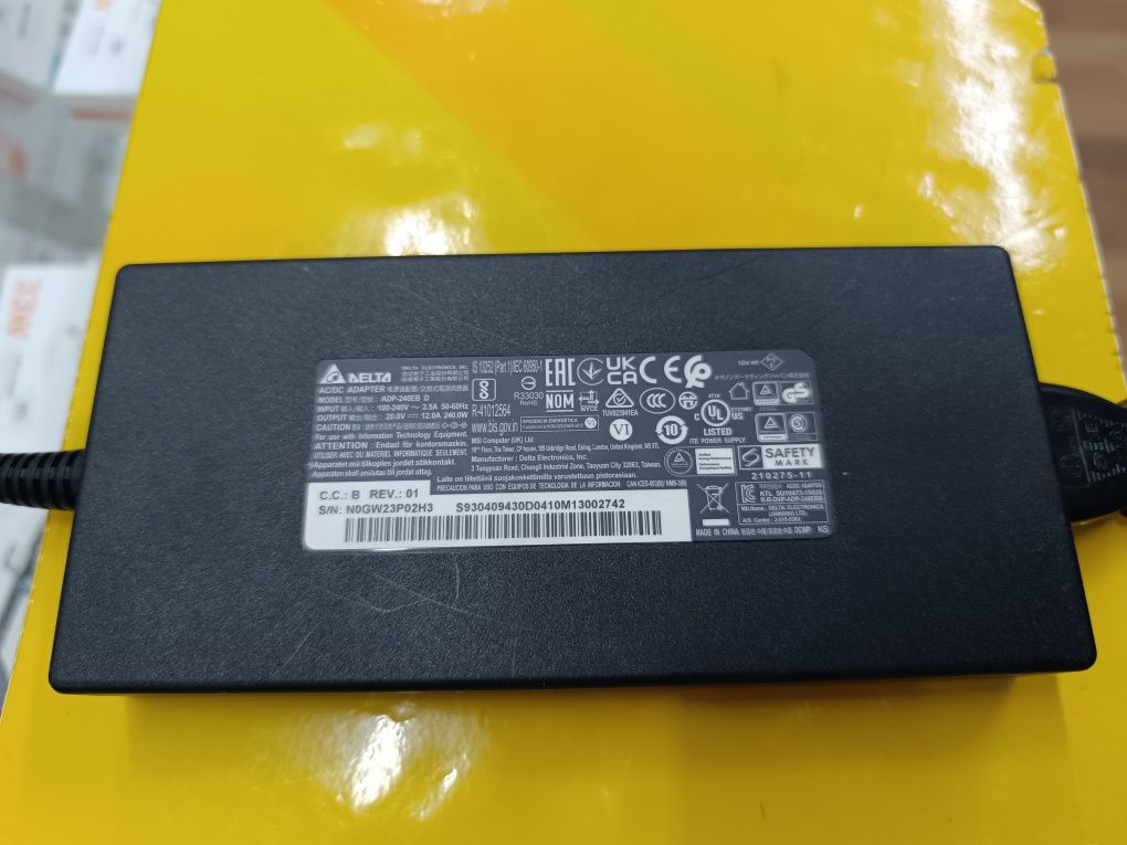 Ноутбук MSI Katana GF76