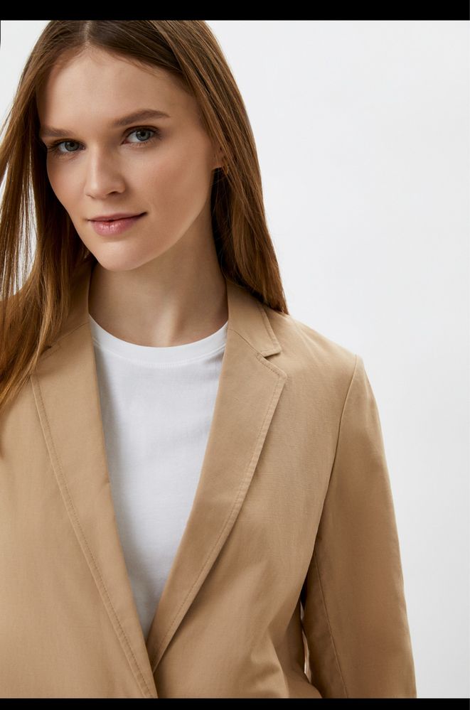 Костюм Uniqlo ( пиджак и шорты )
