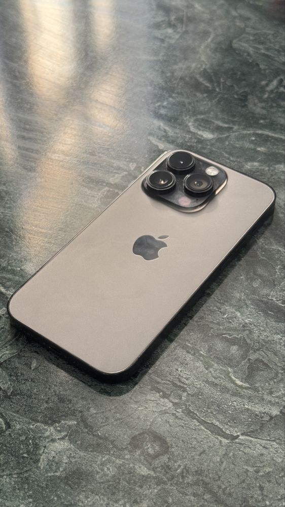Iphone 14pro в отличном состояний