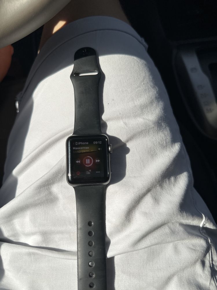 Продается часы Apple watch 3 series