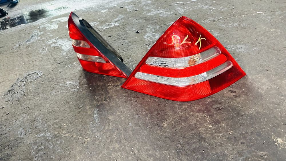 SLK r170 фары фонари  авторазбор мерседес контрактный двигатель акпп
