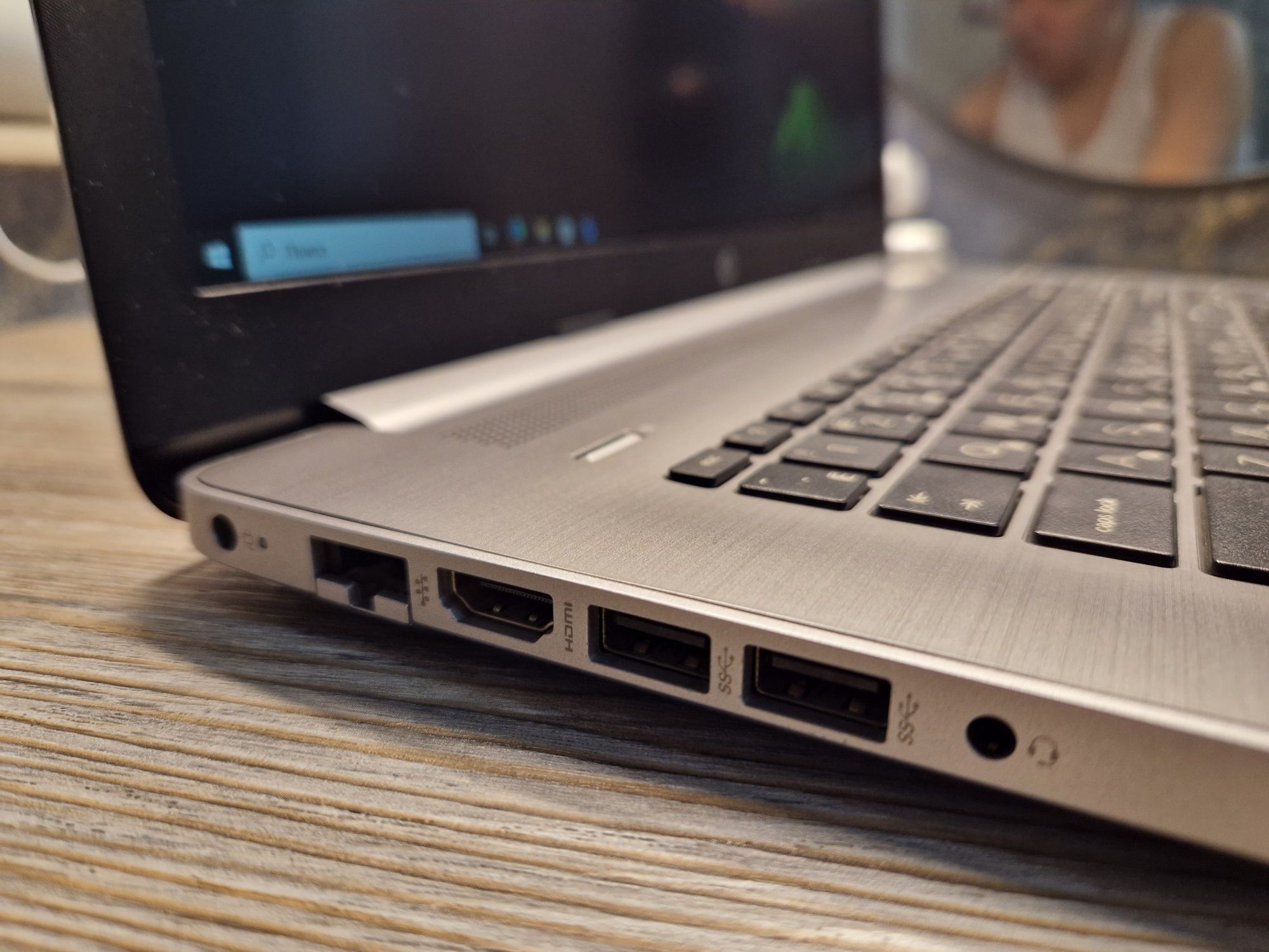 Ноутбук HP\Экран 17 дюйм\Corei5 мощный ноут