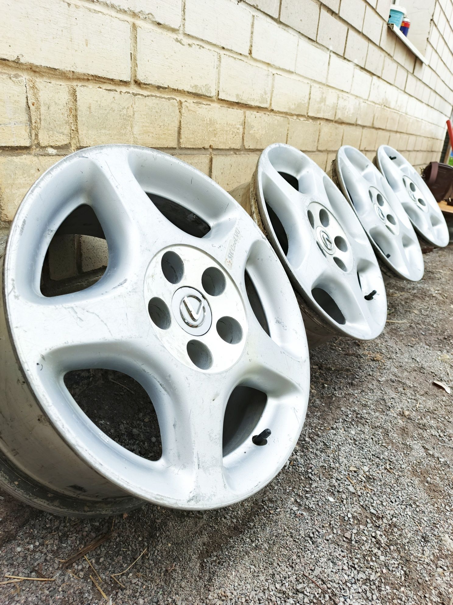 Диски R-16 Toyota, Lexus PCD-5/114.3 Оригинальные.