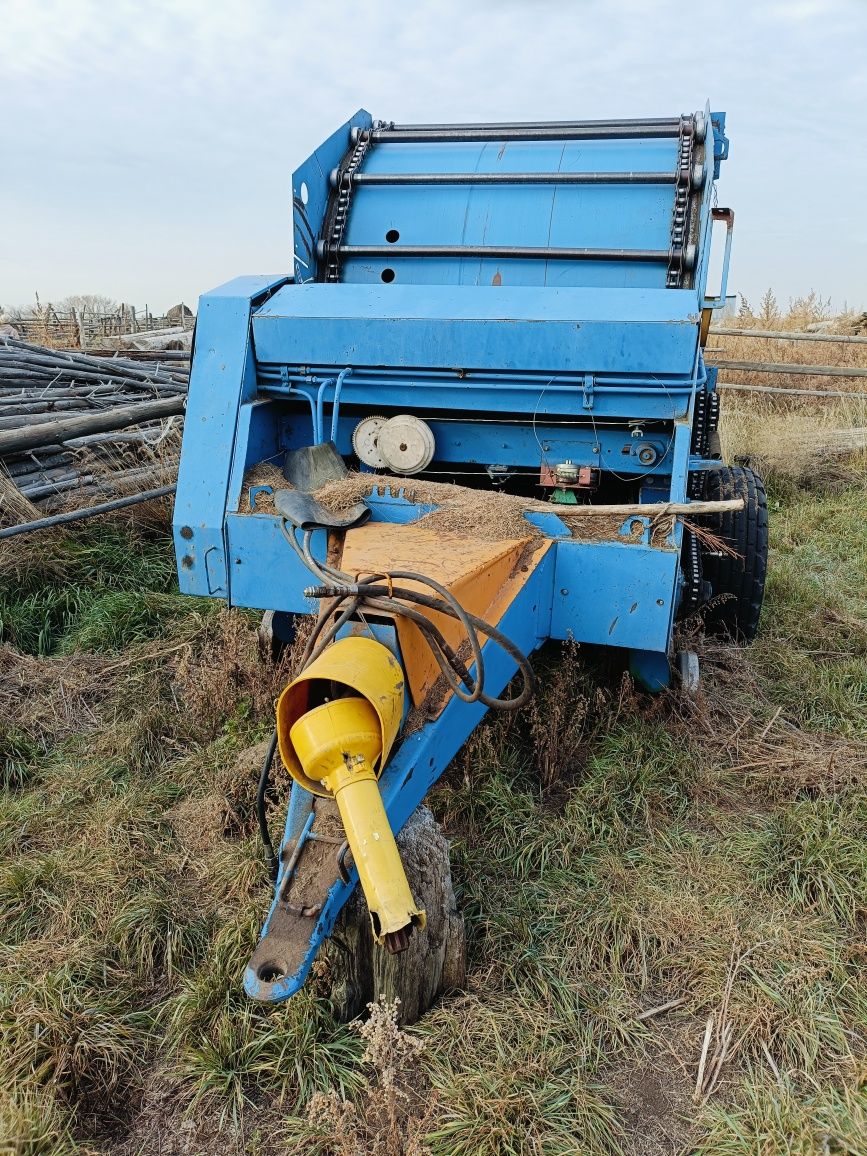 Продам прессподборщик.