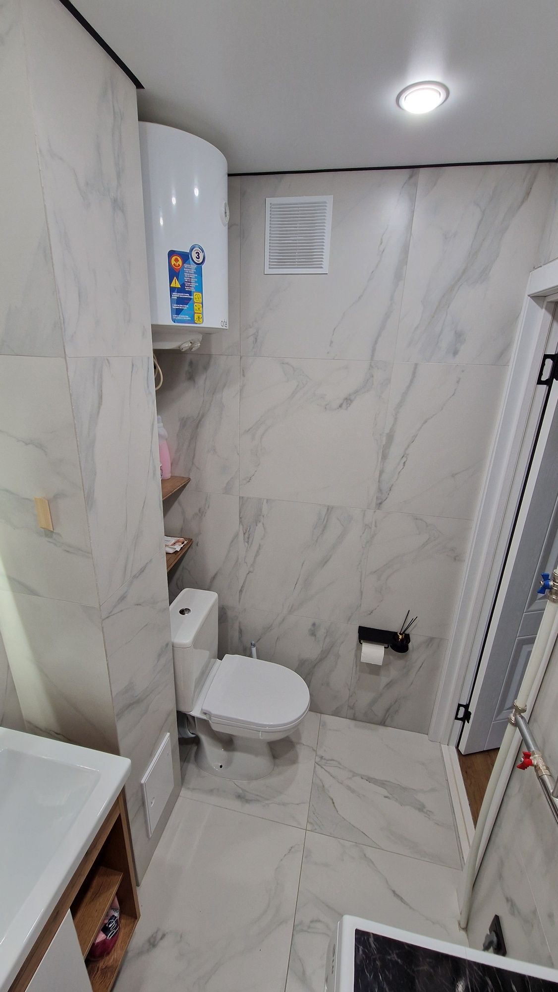 Продам 1-комнатную квартиру, 39.2 м², 1 этаж, дизайнерский ремонт