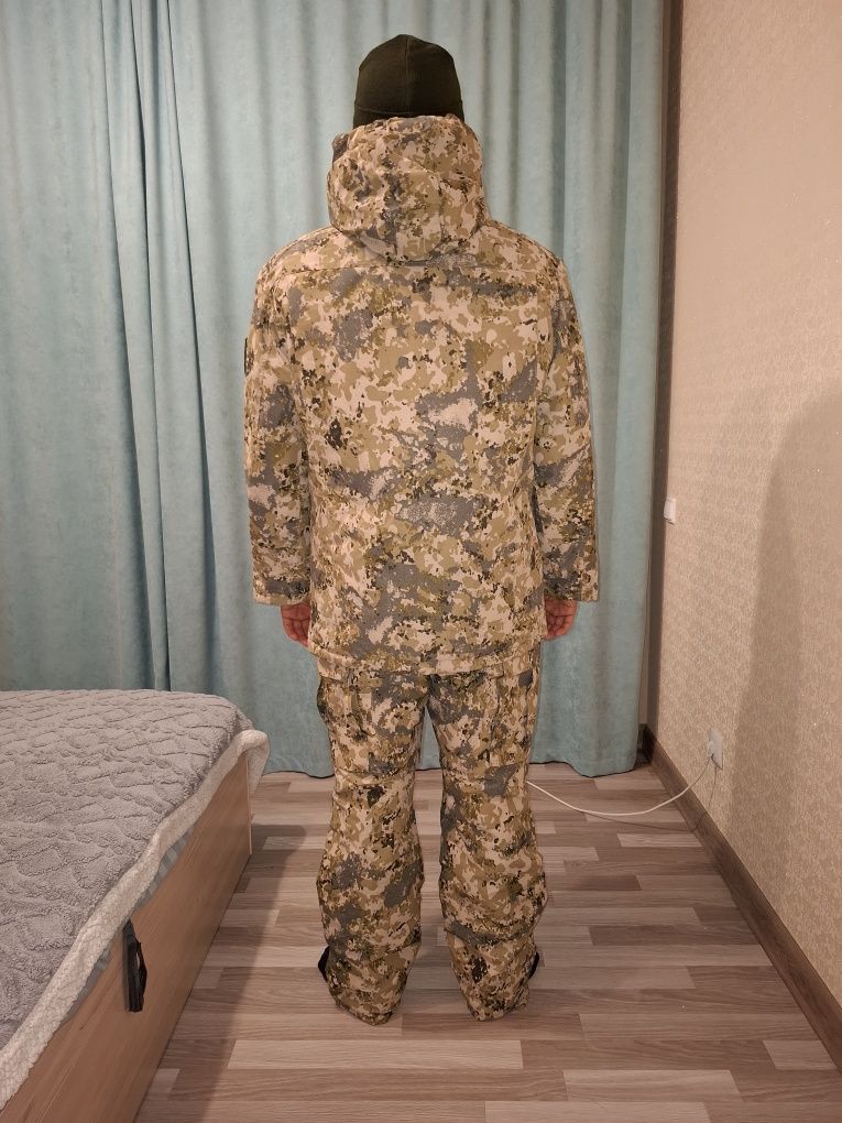 Бушлат с ватником новый, комплект.