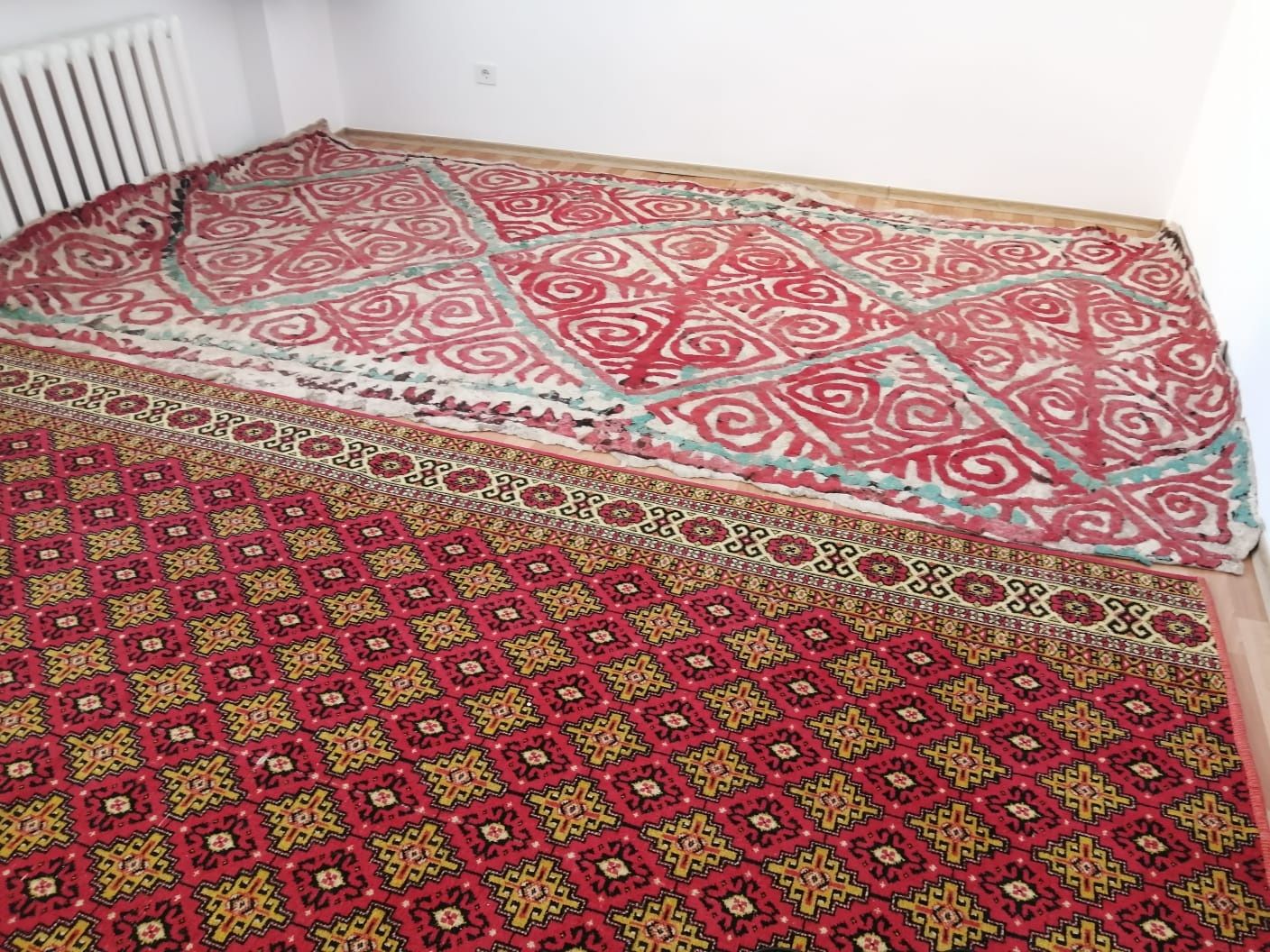 Ручной войлочный ковёр, /киiз/