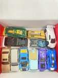 Продаются машинки не новые hot wheels