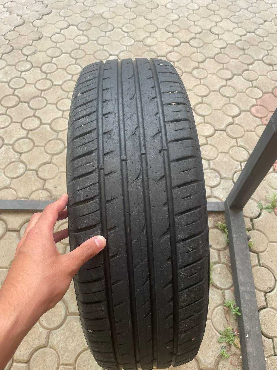 Продаю резину 210 70 R16