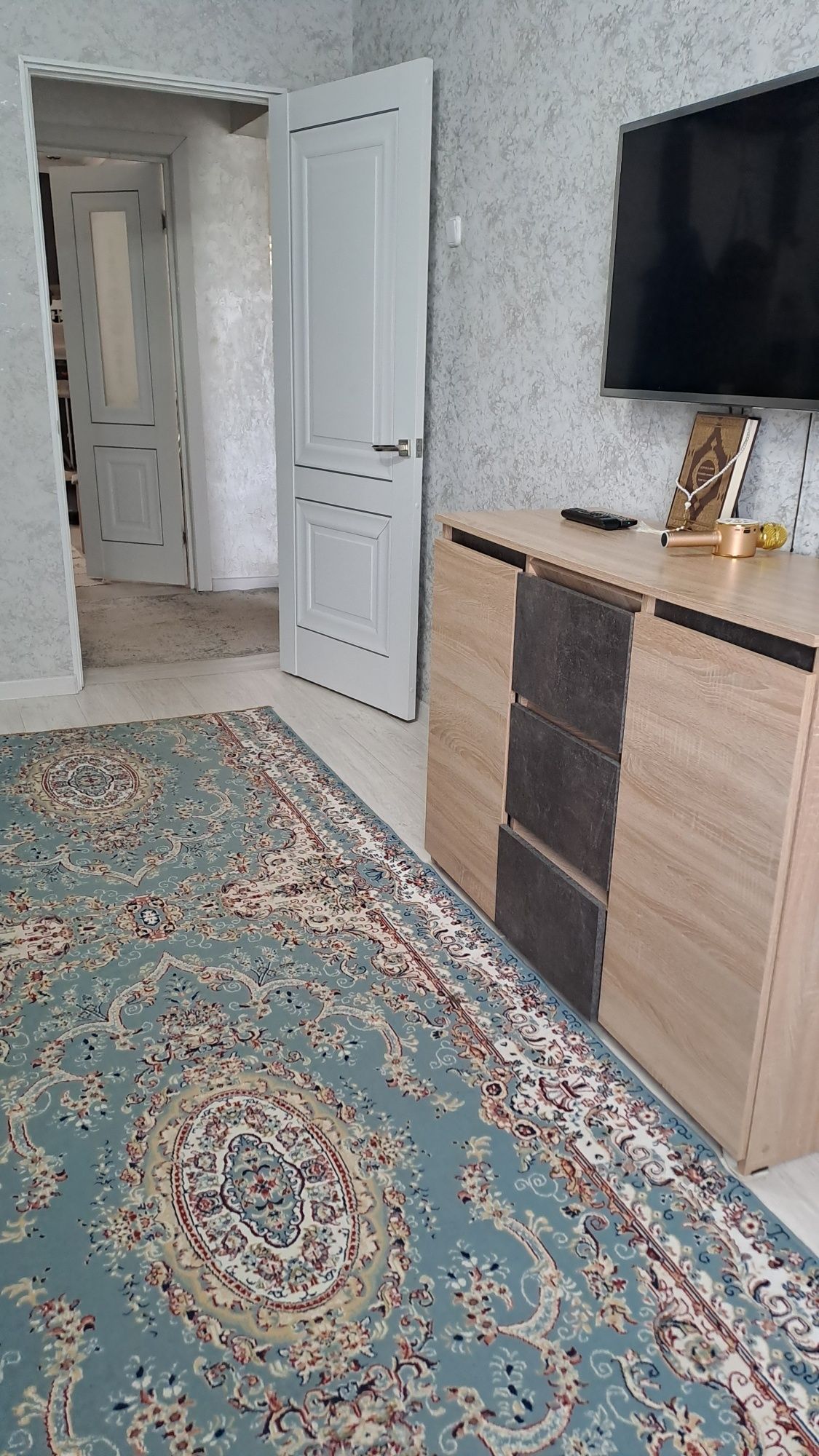 Продам 4х-комнатную квартиру лен.проект