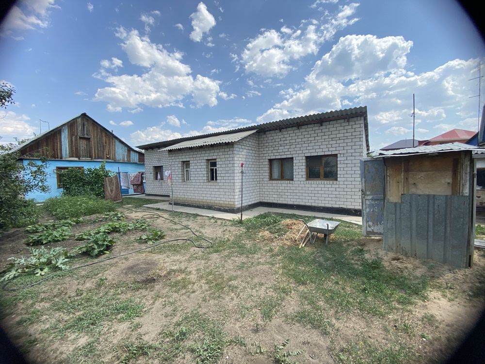 Жер үй сатылады Продам частный дом