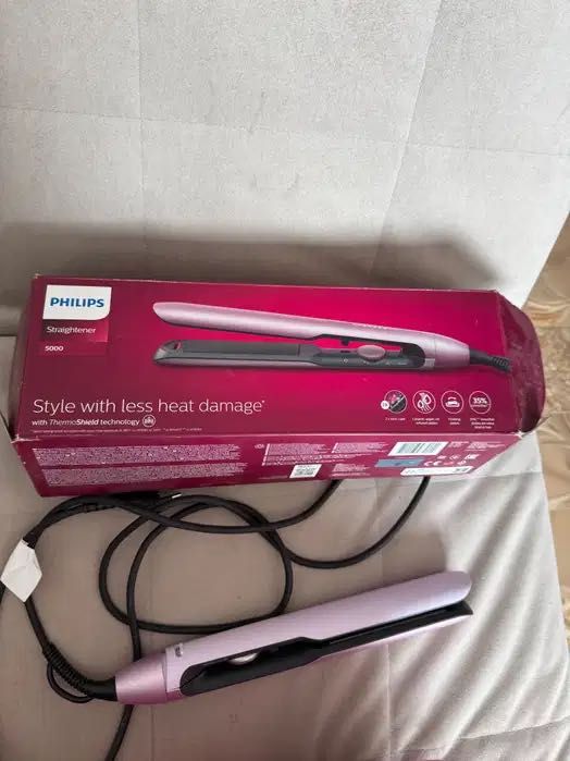 Срочно продам выпрямитель для волос Philips BHS-530/00