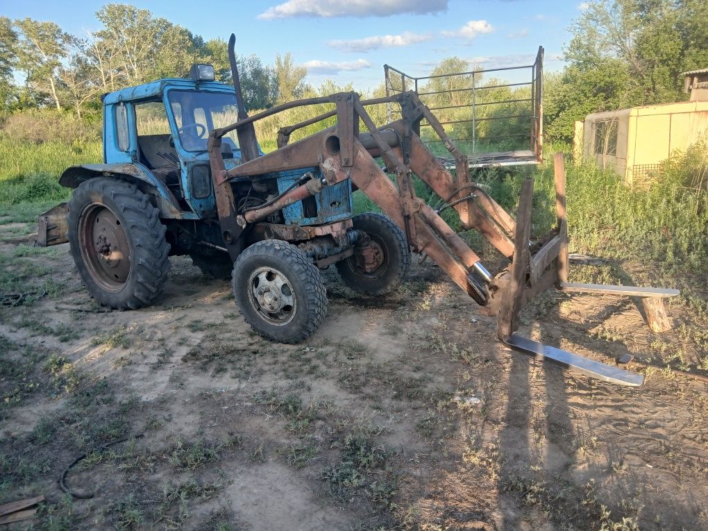 Продам мтз 82 два штуки