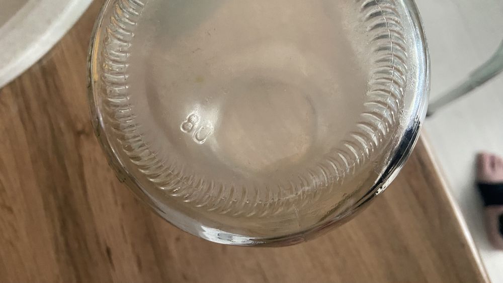 Продам банки разные 3л 1 л и 08 05