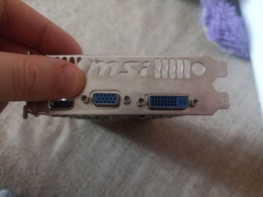 Продам видеокарту N240 gt 1gb GDDR 5