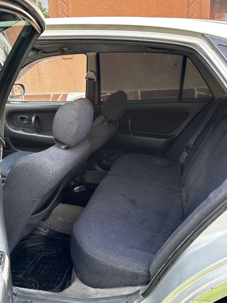Mitsubishi Galant