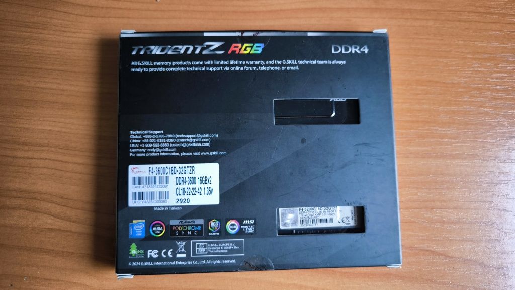 Оперативка RAM DDR-4 DIMM,
