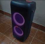JBL PartyBox 300 с микрофонами