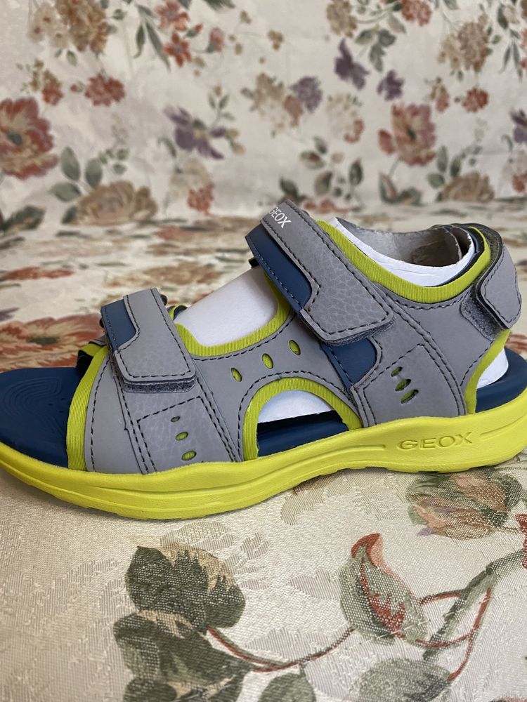 Сандали Geox original100%
