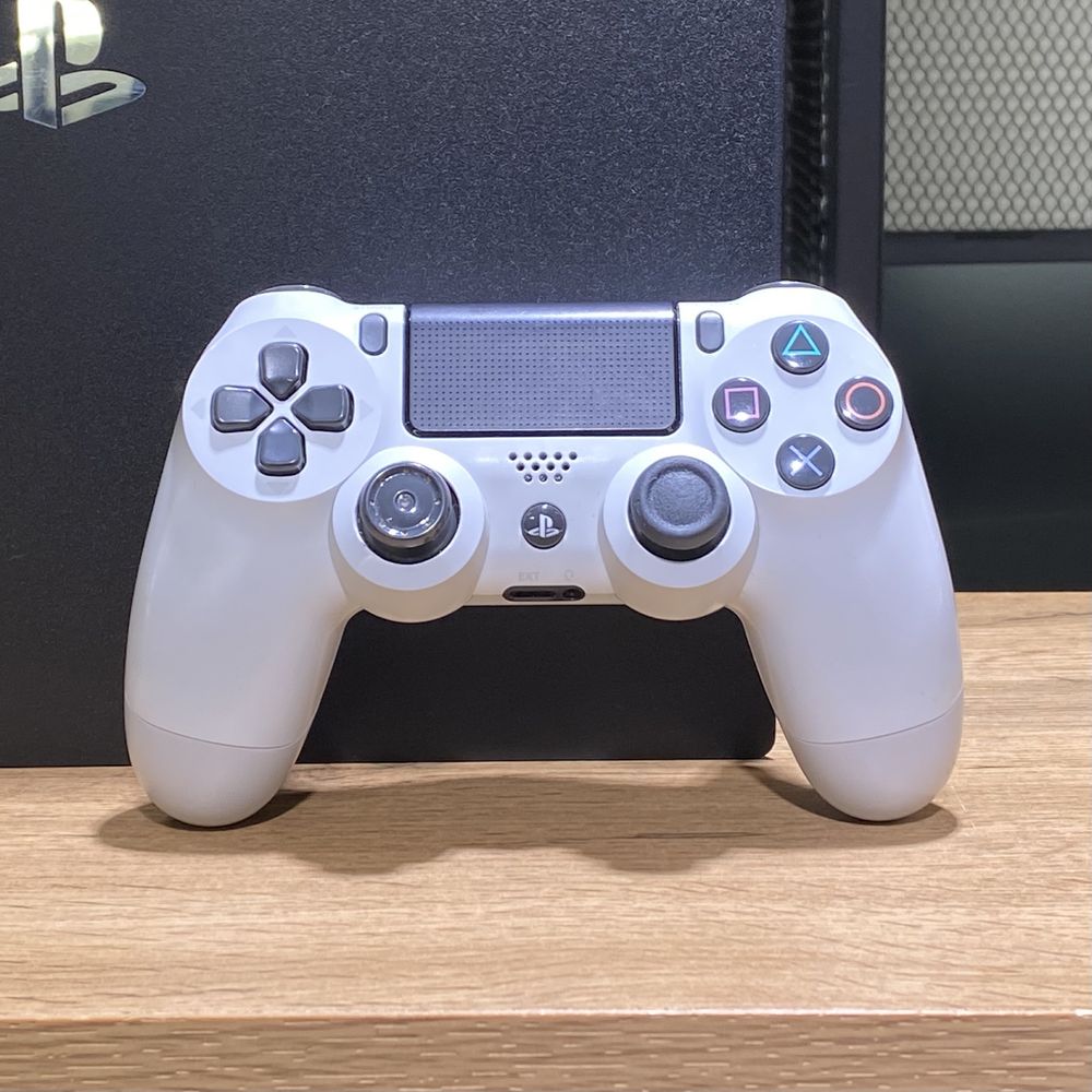 Sony PlayStation 4 Pro, 1 TB, 1 джойстик, 9757/А10