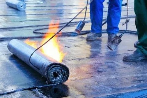 Гидроизоляция крыши вместе со стяжкой