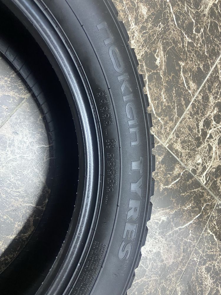 Nokian Nordman 8 SUV 225/55 R19 103T с шипами