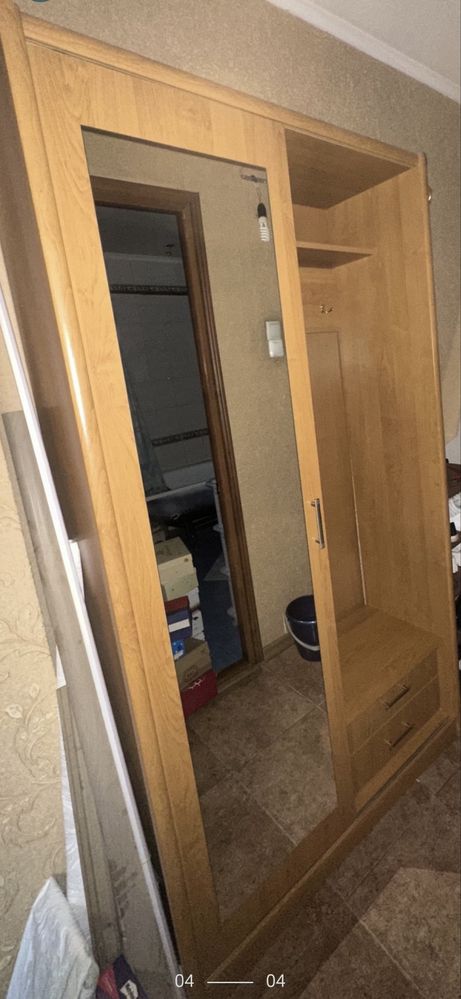 Срочно Шкаф в прихожую