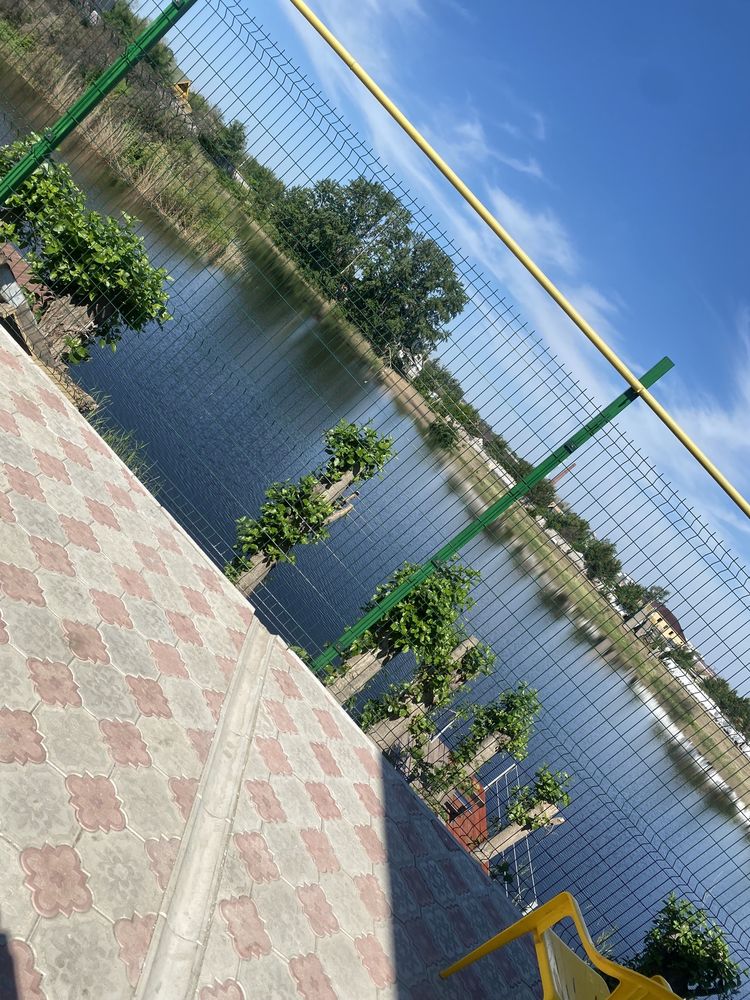 Коттедж с беседкой у водоема в аренду посуточно район Малибу