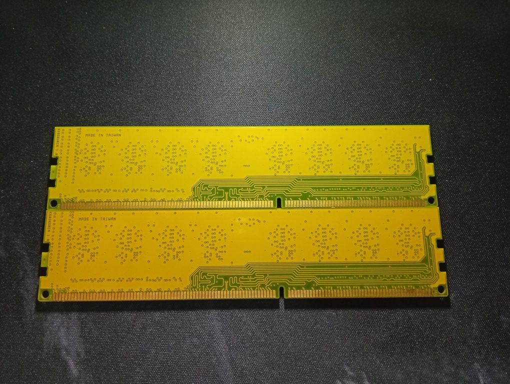 Оперативная память DDR3, 2гб, 1333МГц, Пара (2 штук)
