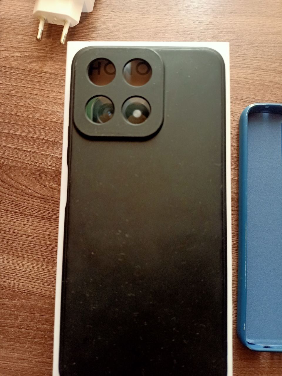Продам телефон Honor X7C