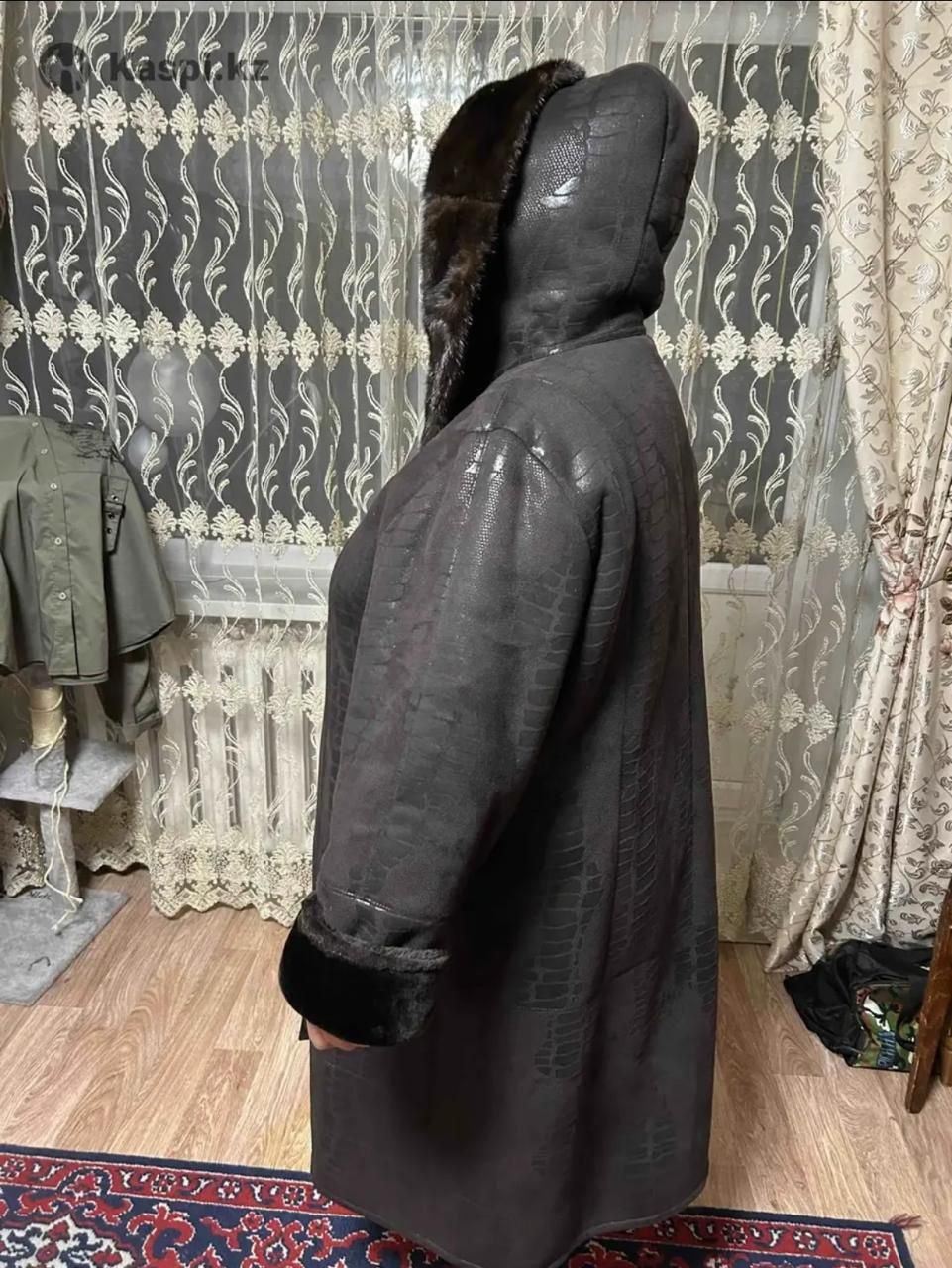 Женская дублёнка