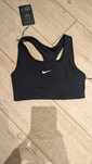Спортивный топ бра Nike New balance