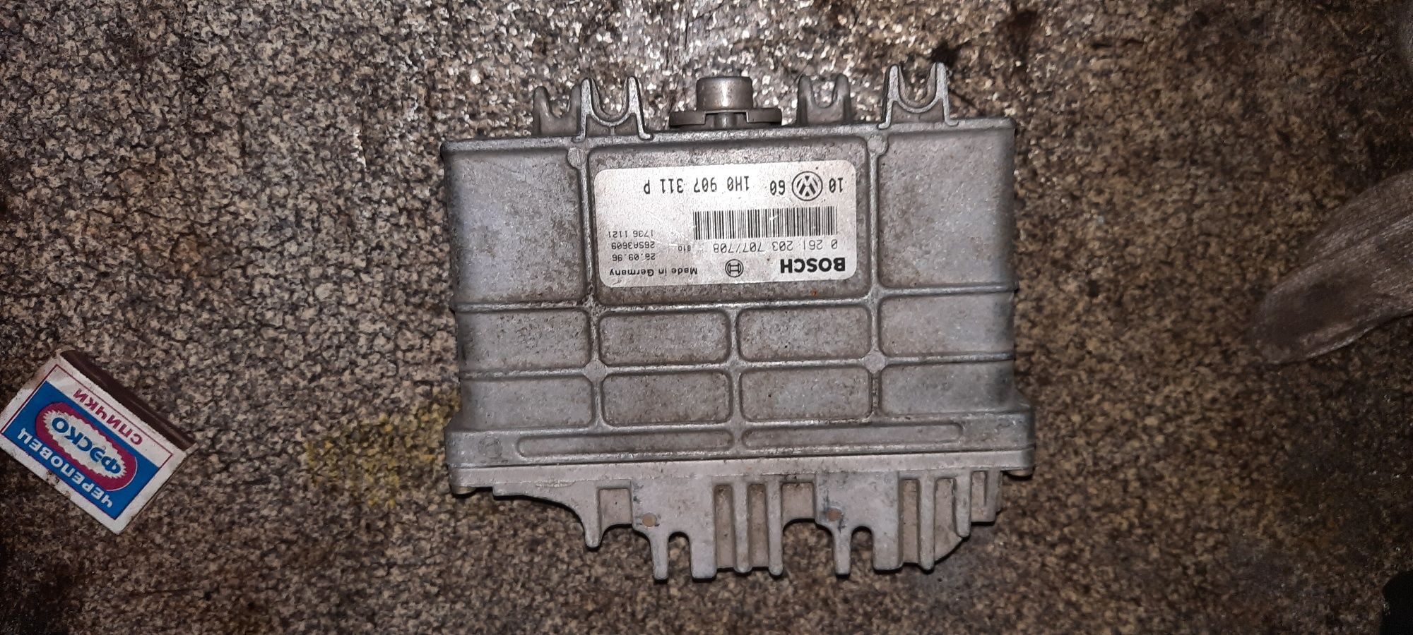 Блок управления двигателем Audi/Volkswagen