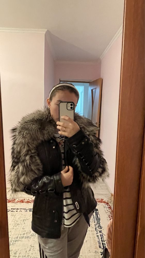 Зимняя дубленка, мех натуральный песец..