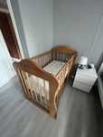 Продам для новорожденных с маятником 120х60 см,