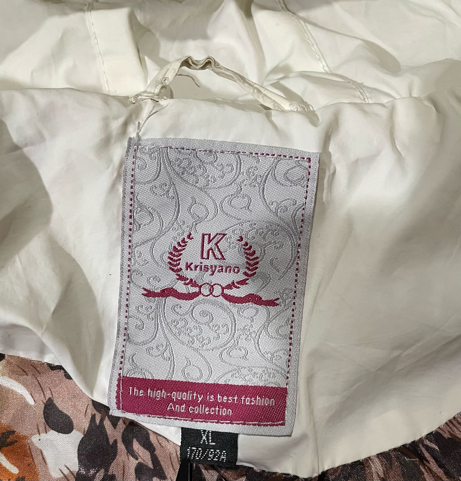 Продам женскую куртку