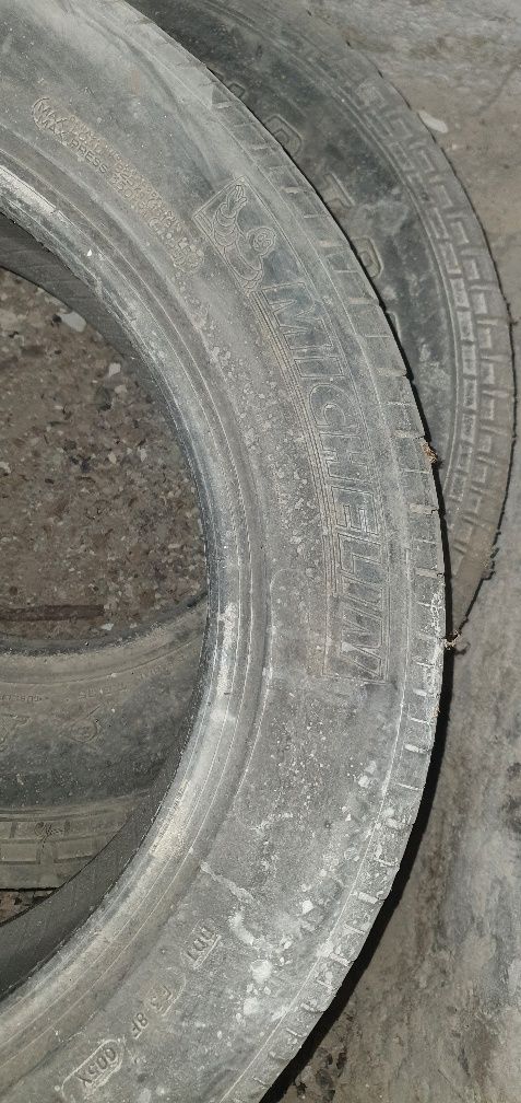 Продаётся резина 2 шт в идеальном состоянии 235/55/R19