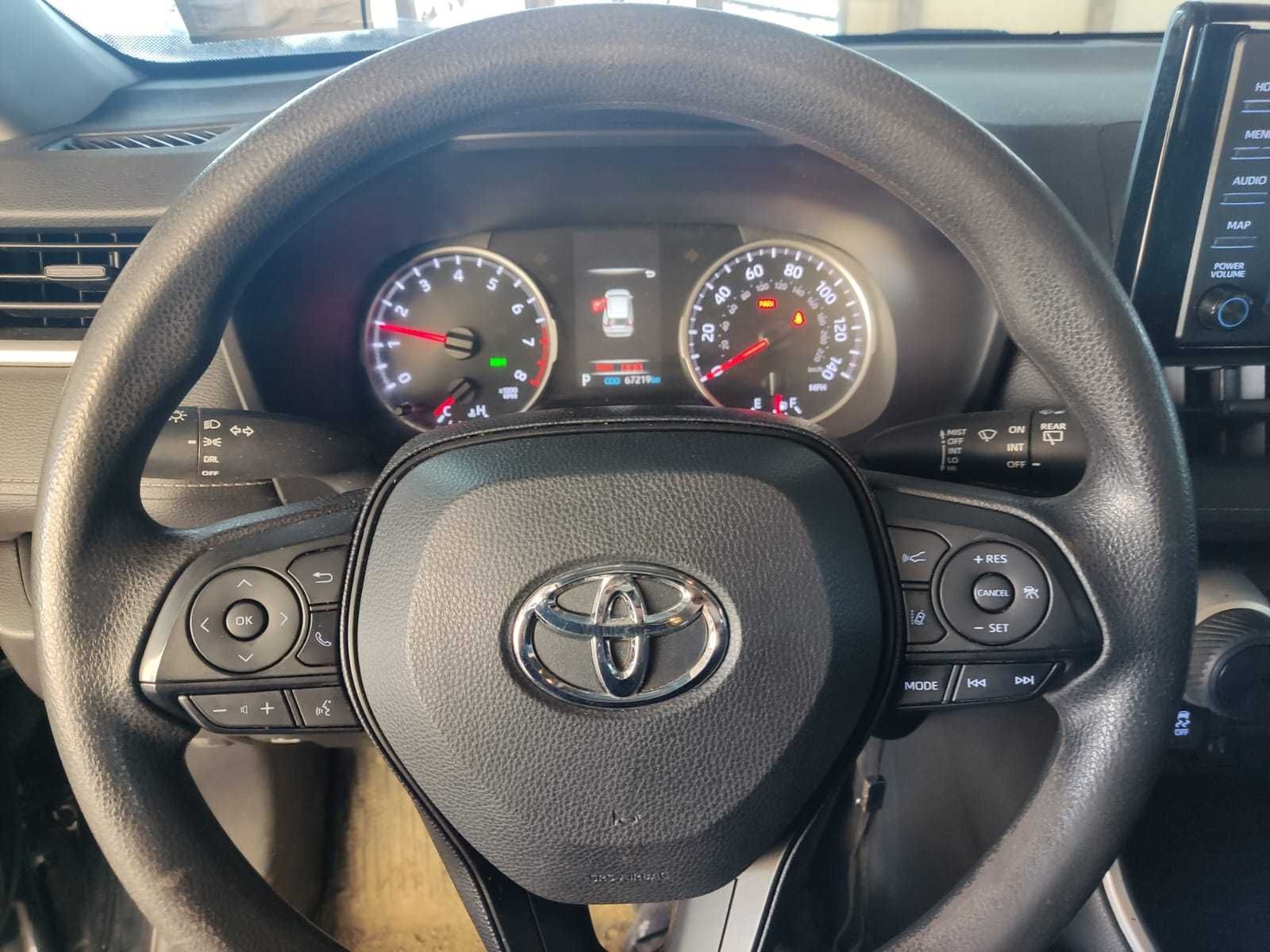Кроссовер RAV 4 2019 г.