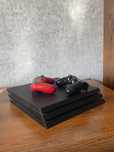 Продам Playstation 4 PRO